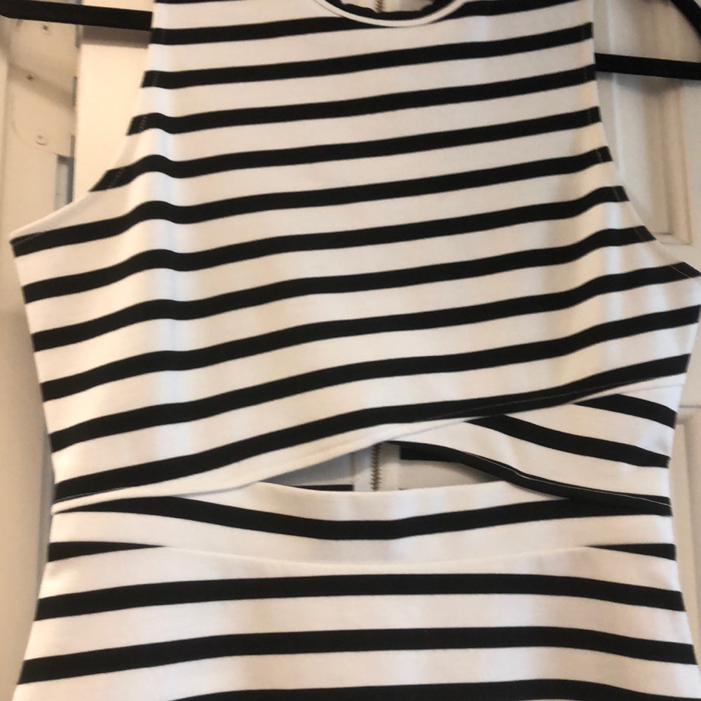 Express BodyCon Dress - Picture 3 of 5